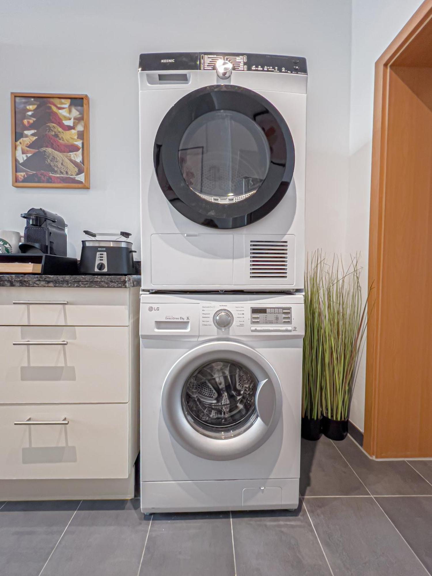 Gemuetliche Mit 2 Schlafzimmern, Kostenfreiem Parkplatz, Modernem Bad, Kueche, Waschmaschine & Trockner Apartment Leipzig